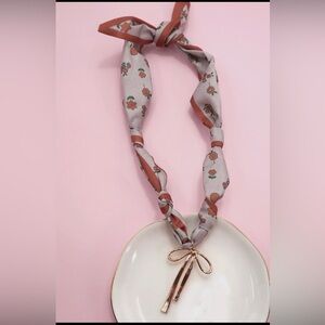 NWT Boutique Scarf Print Bow Necklace